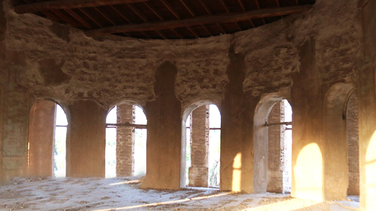عمارت ملک