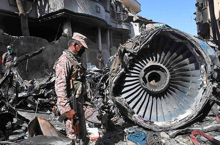 هواپیما سقوط پاکستان