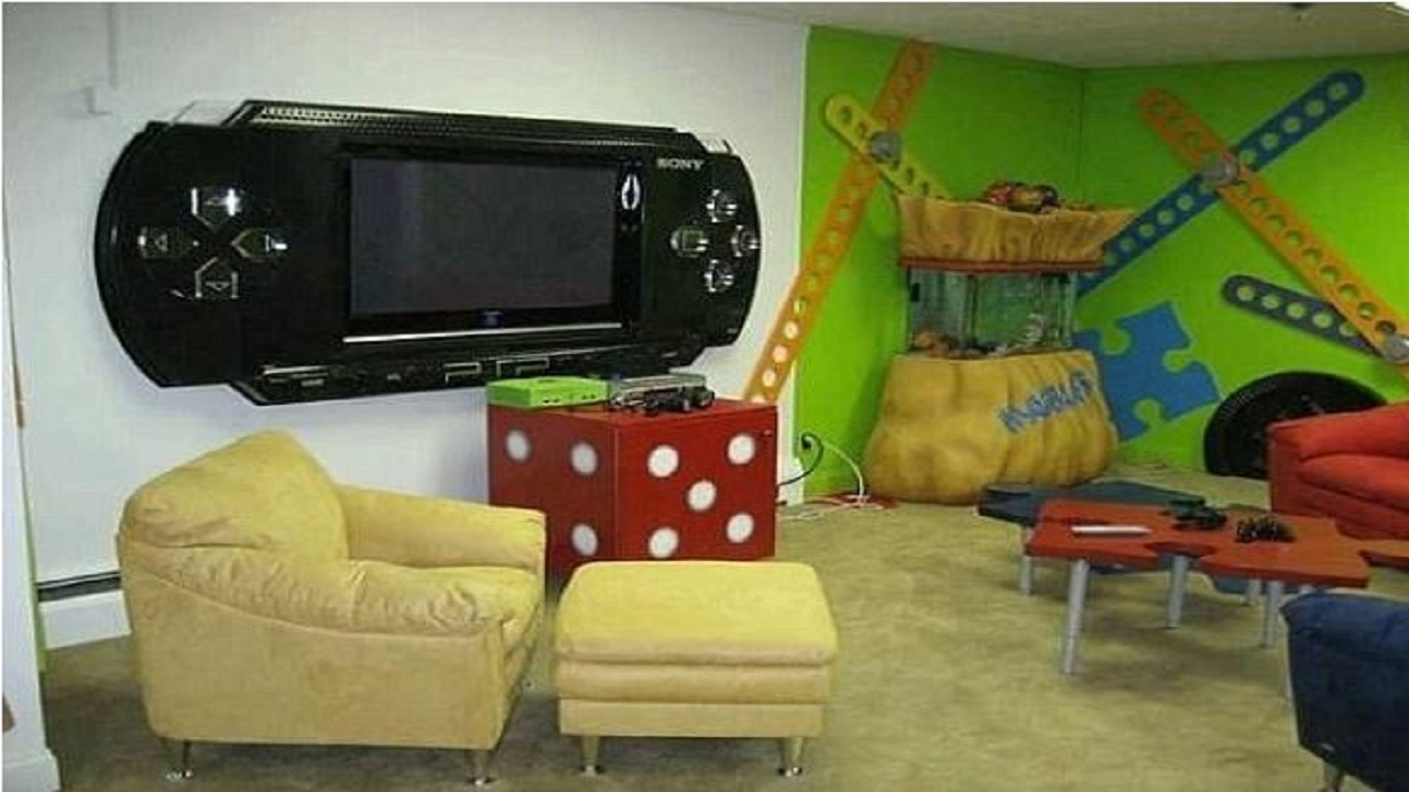 سرانجام یک تلویزیون در اتاق یا سالن کودکان به صورت تلفن همراه یا کنسول بازی ویدیویی قرار می‌گیرد