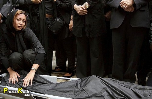 چرا همسر فریبا نادری درگذشت؟ + عکس گریه فریبا نادری بر سر جنازه چرا همسر فریبا نادری درگذشت؟ + عکس گریه فریبا نادری بر سر جنازه