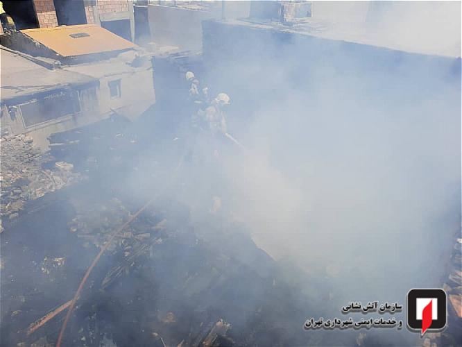 مهار آتش سوزی منزل مسکونی متروکه در جنوب پایتخت