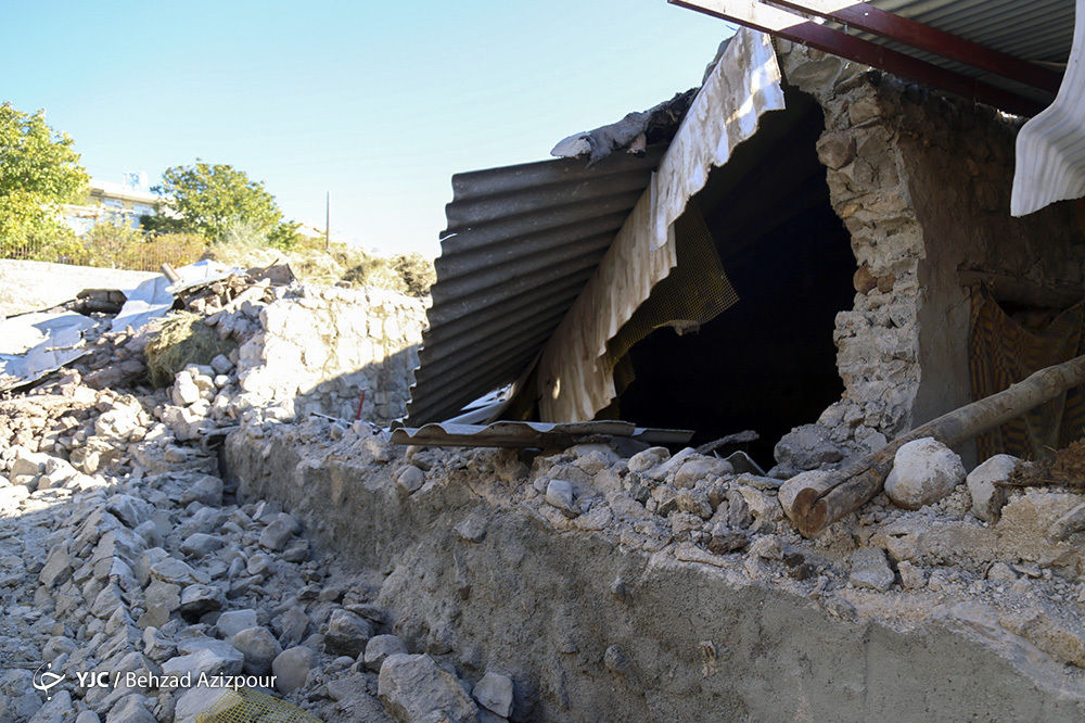 زاویه‌های دیده‌ نشده از خسارات زلزله در آذربایجان شرقی + عکس