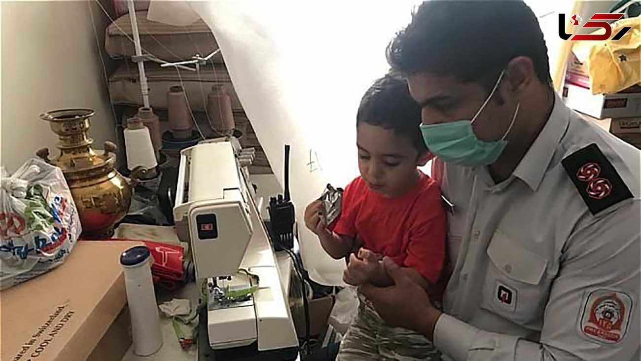 فرو رفتن سوزن چرخ خیاطی در دست کودک تهرانی + عکس