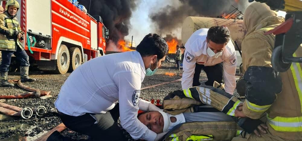 آتش سوزی پالایشگاه تهران ۱۱ مصدوم داشت