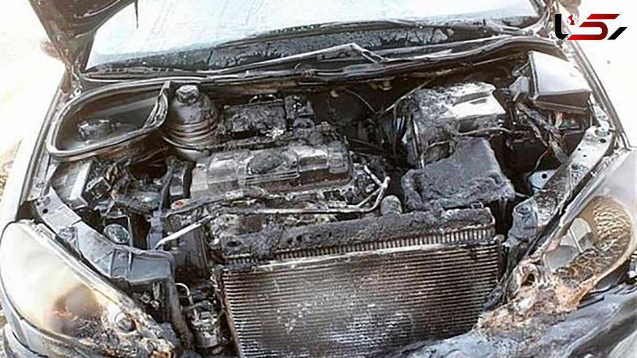 آتش‌سوزی پژو 405 در گلسار رشت / نجات راننده توسط پلیس 